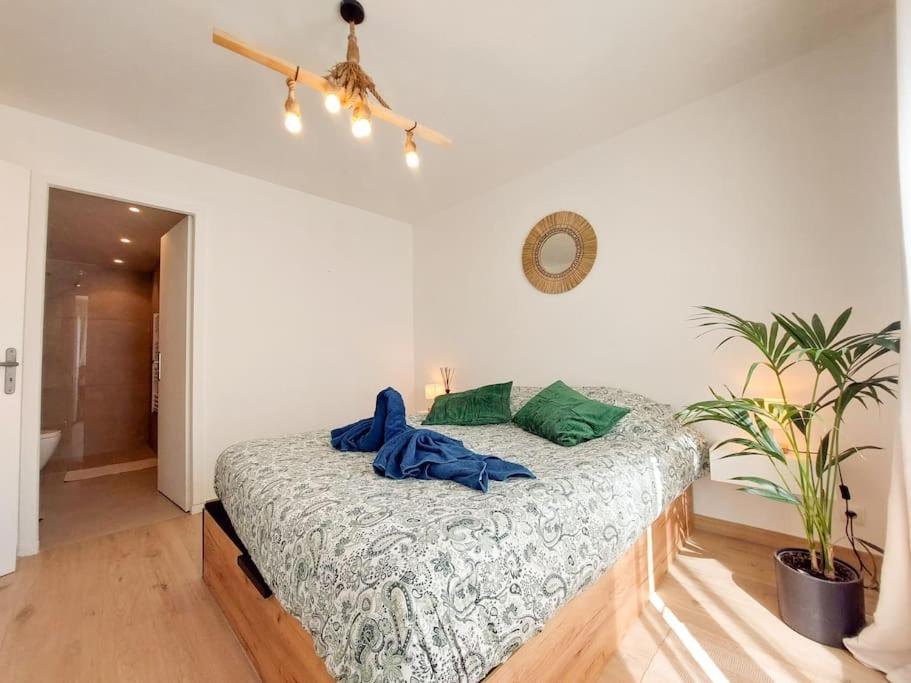 T2 Cosy Toulon, Proche Plage Exteriör bild